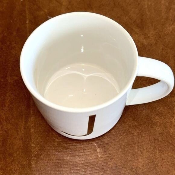 Williams Sonoma White Monogram "J" Mug - Picture 2 of 6